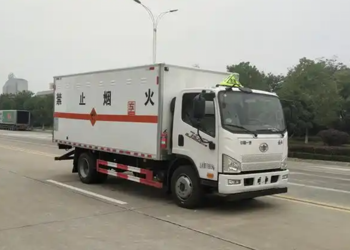 敦煌爆破器材运输车可以上高速吗？